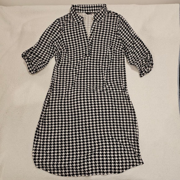 Dresses & Skirts - Mlle Gabrielle black and white collared houndstooth dress in size 1X